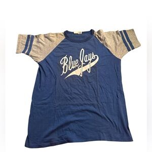 Vintage single stitch Blue Jays Raglan Shirt